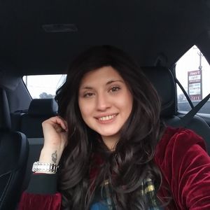 Meet your Posher, Ari rose